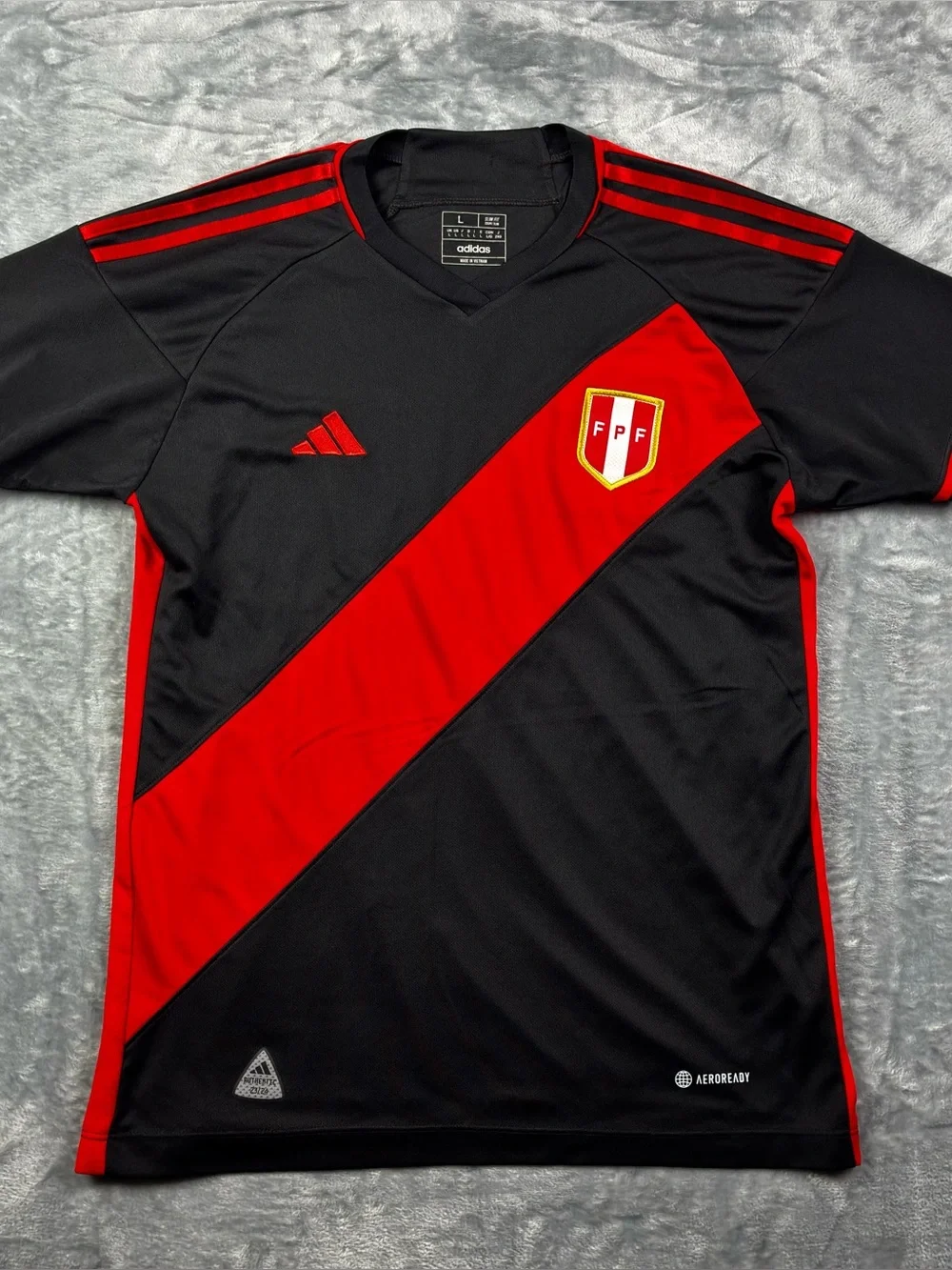 Peru Adidas Authentic 2023/24 Away Soccer Jersey Size Large Slim Fit Aeroready